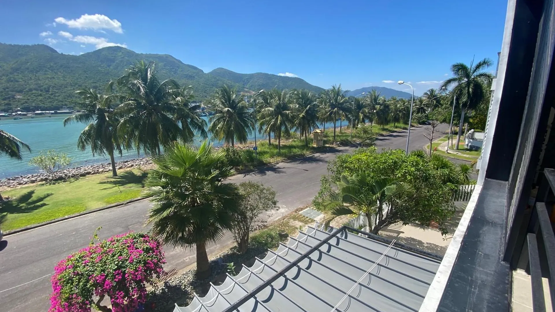 M Villa Nha Trang