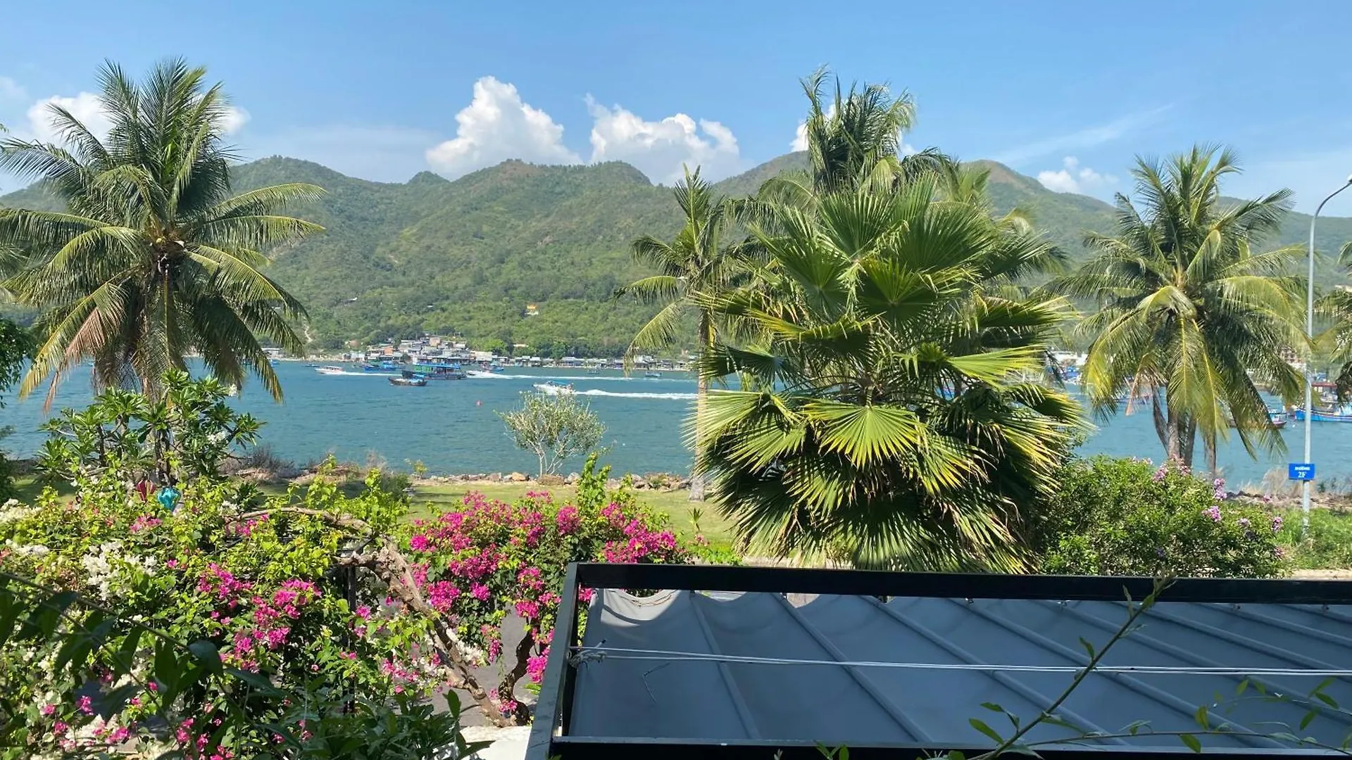 M Villa Nha Trang